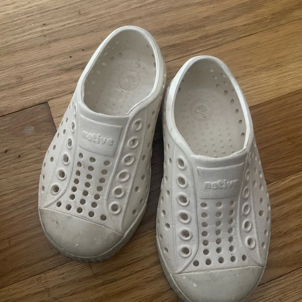 Native Kids White Shoes